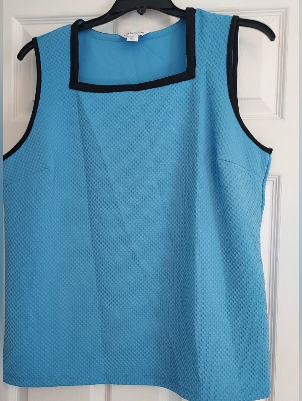 Liz Claiborne Bright Blue Textured Tank with Black Trim